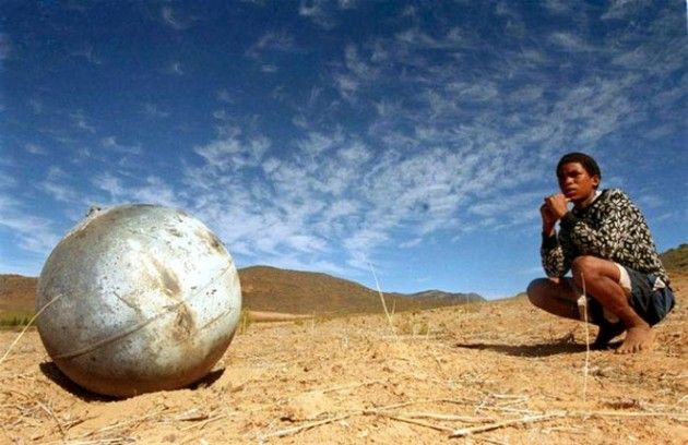 Resto dum satélite inoperacional a 50 km da Cidade do Cabo